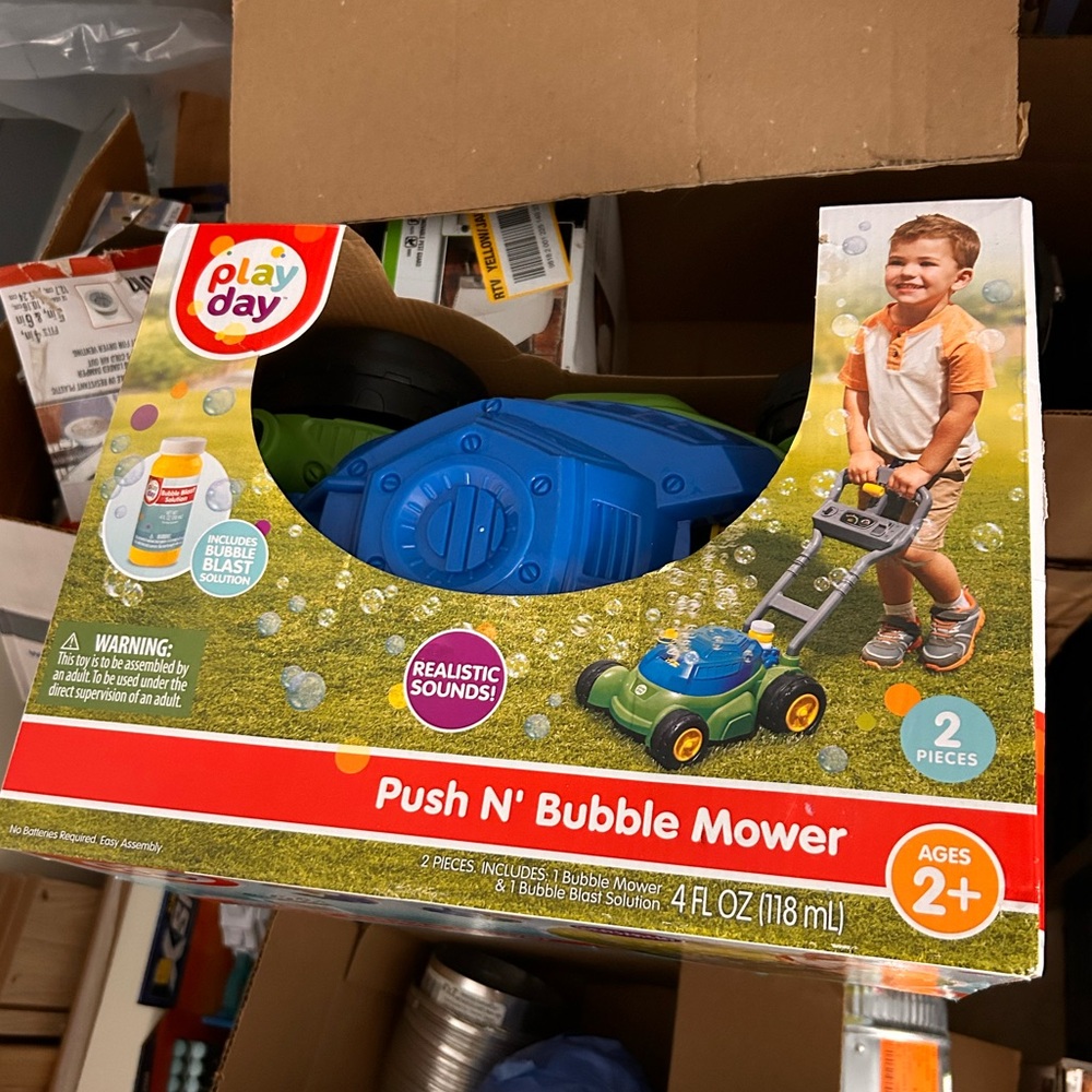 Play Day Push N’ Bubble Mower